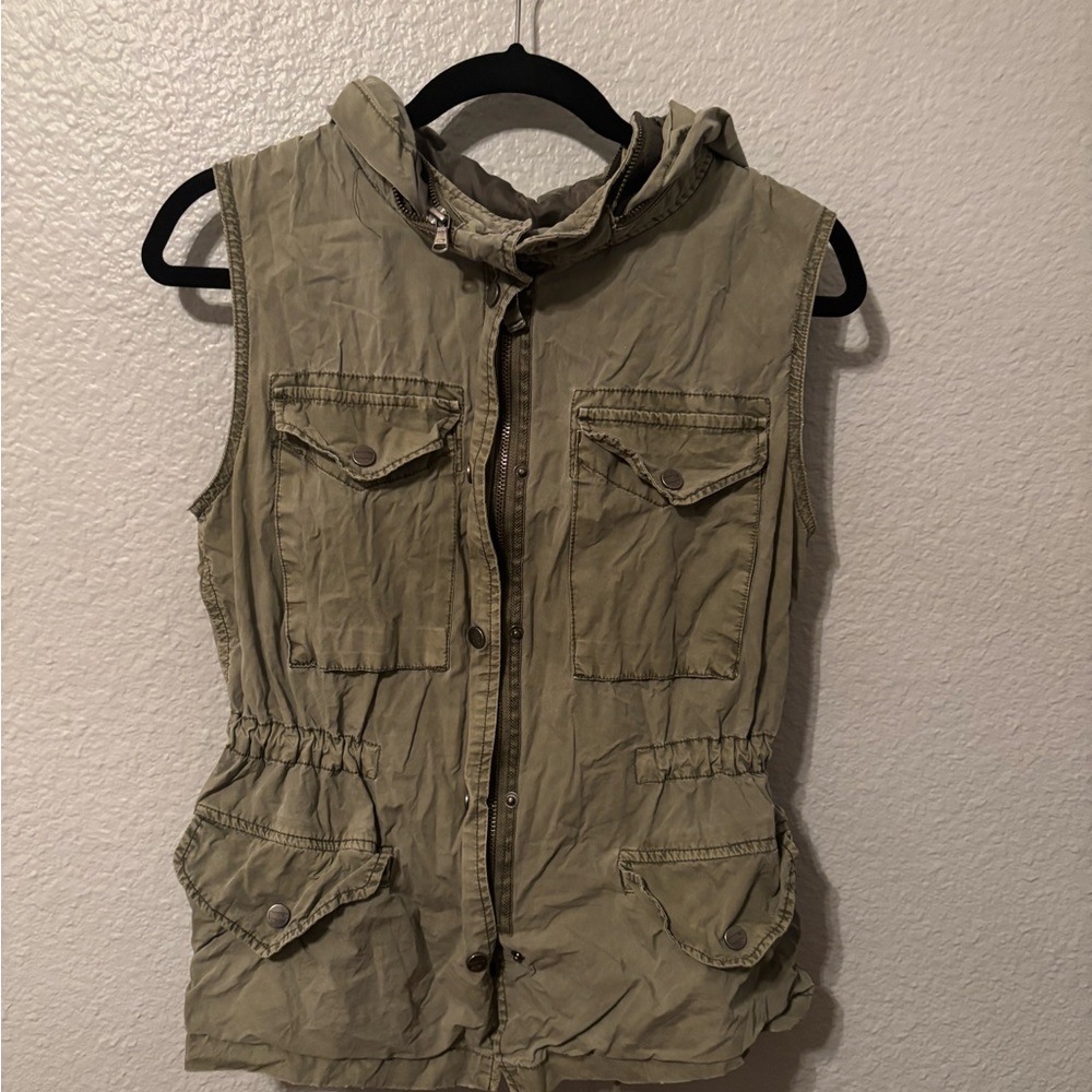 Levi's Green Utility Vest with Floral Lining